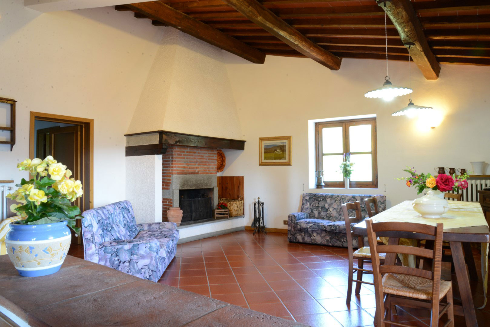 Soggiorno moderno con pavimento in cotto ~ avienix.com for .